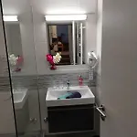 Schmaranzer 아파트